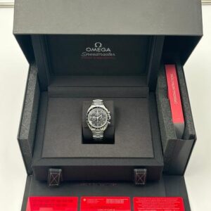 Alternative view of Omega Speedmaster Professional Moonwatch